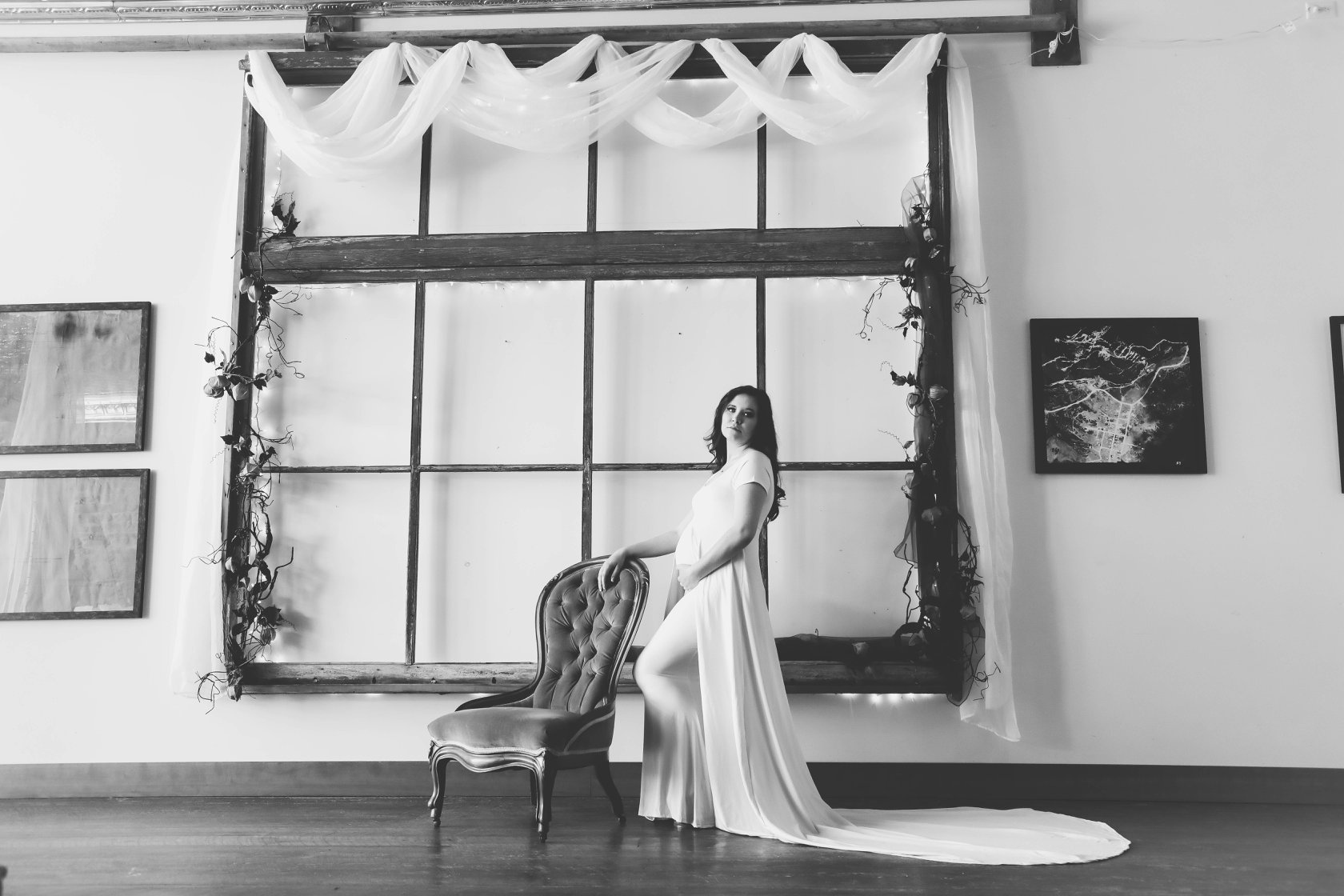 maternity shoot at Historic Marysville General Store